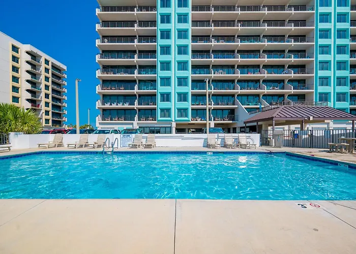 Island Winds East 210 Apartment